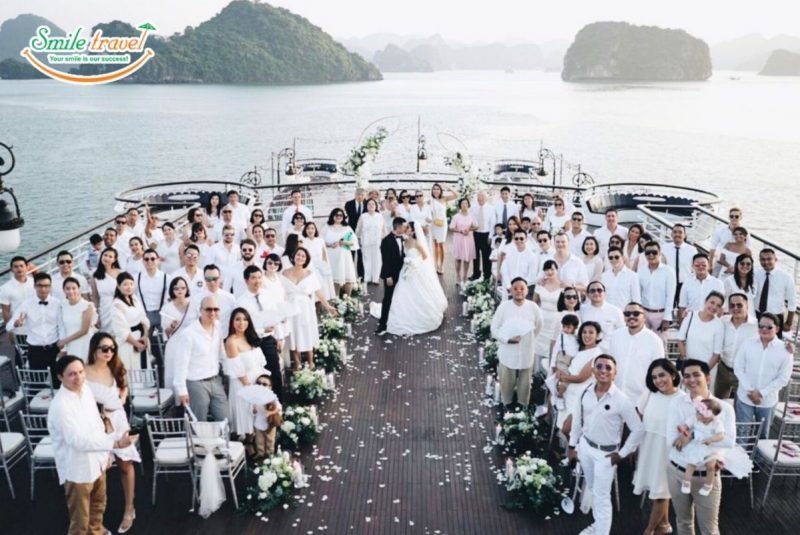 Wedding on a yacht