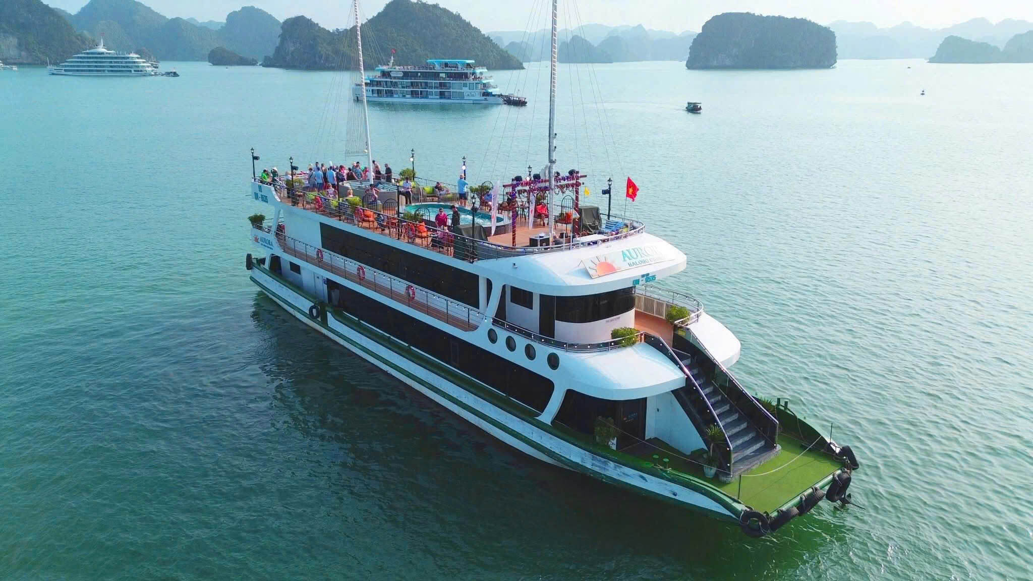 aurora halong cruise